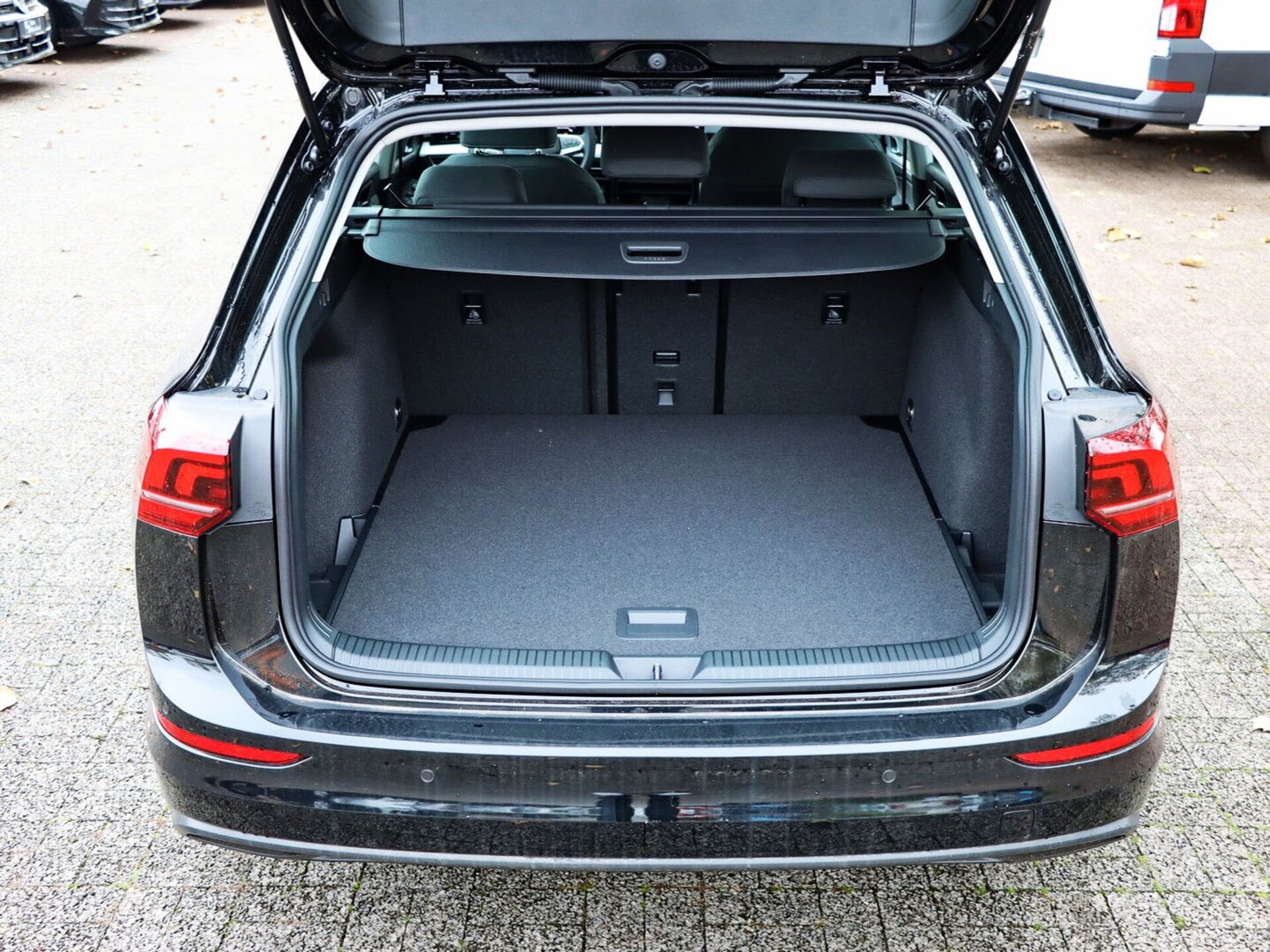 Volkswagen Golf Variant Life