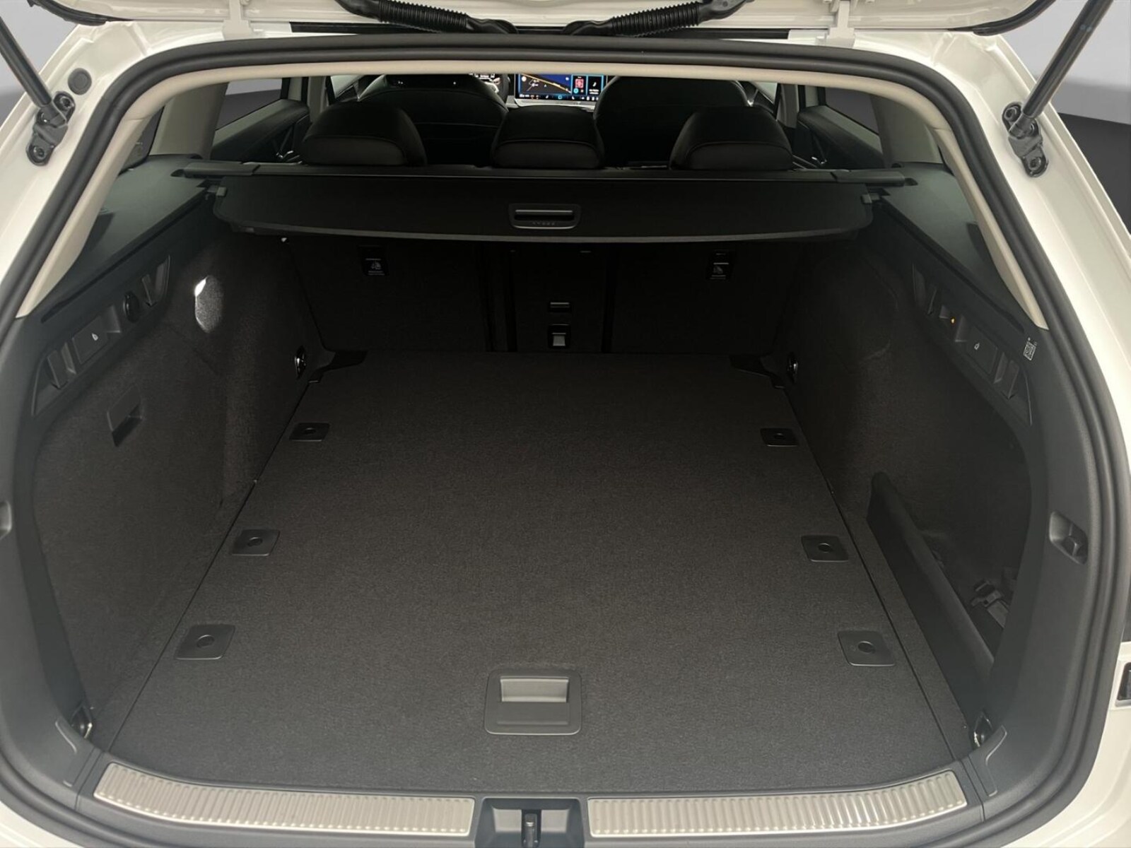 Volkswagen Passat – Bild 15