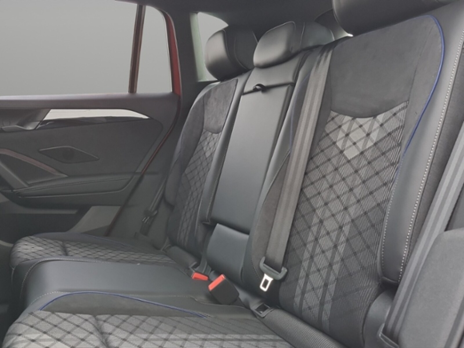 Volkswagen Tiguan – Bild 13