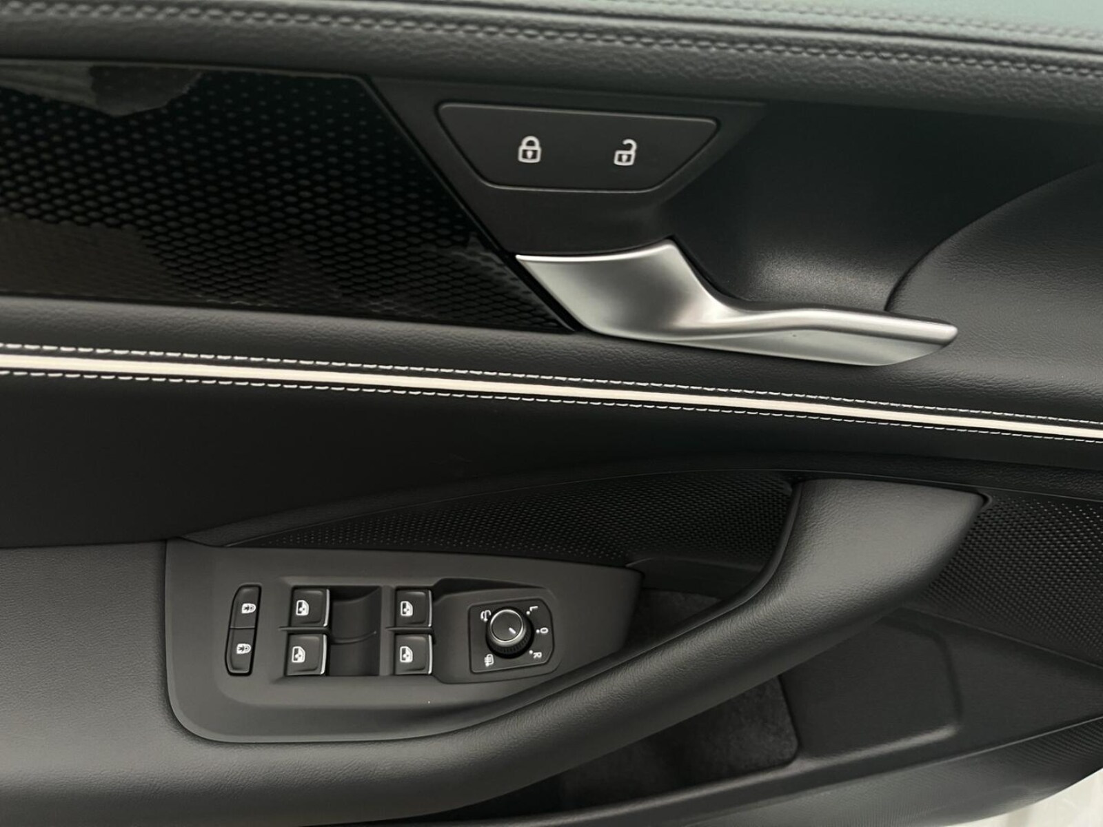 Volkswagen Passat – Bild 16