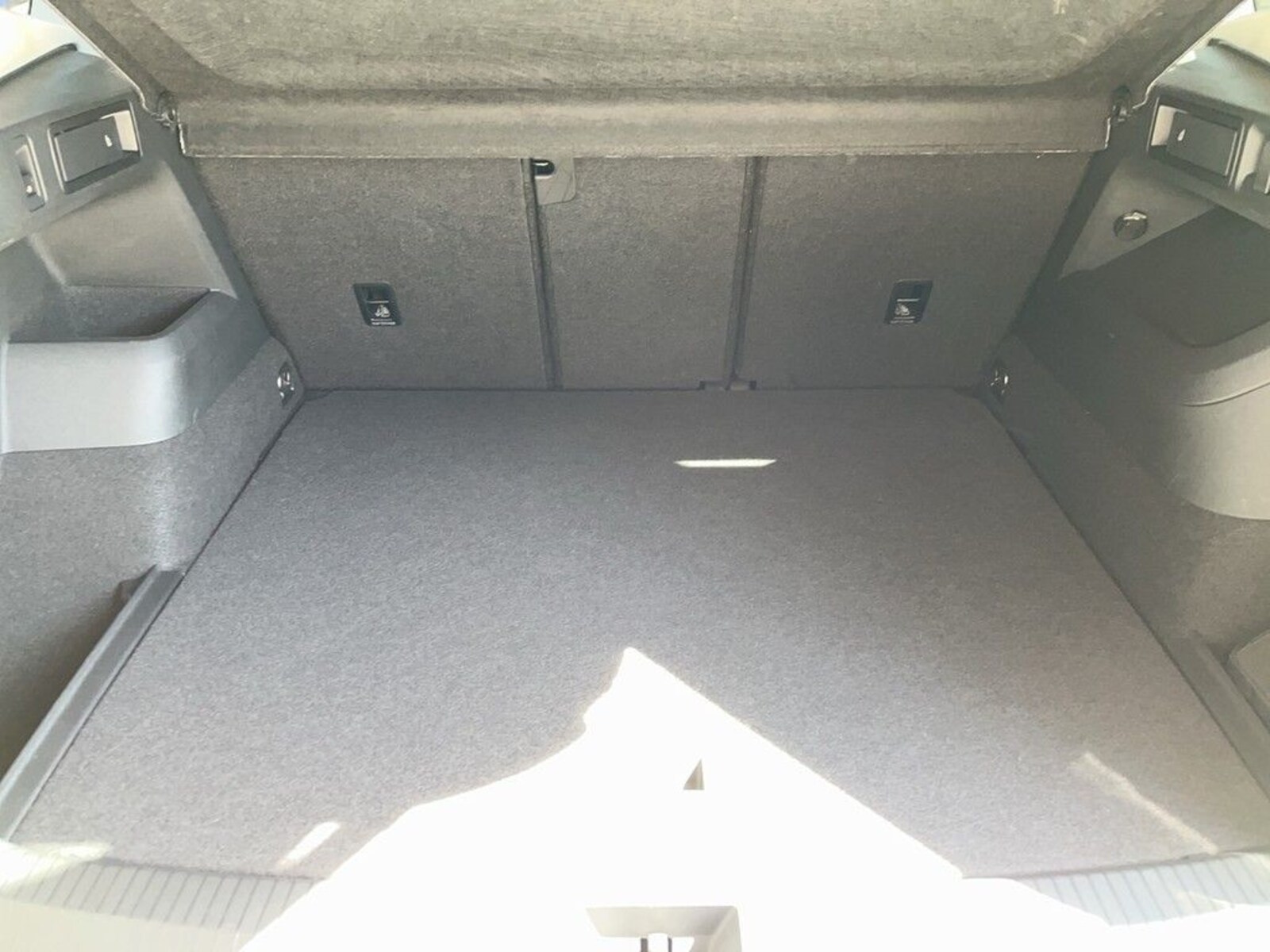 Volkswagen Tiguan – Bild 13