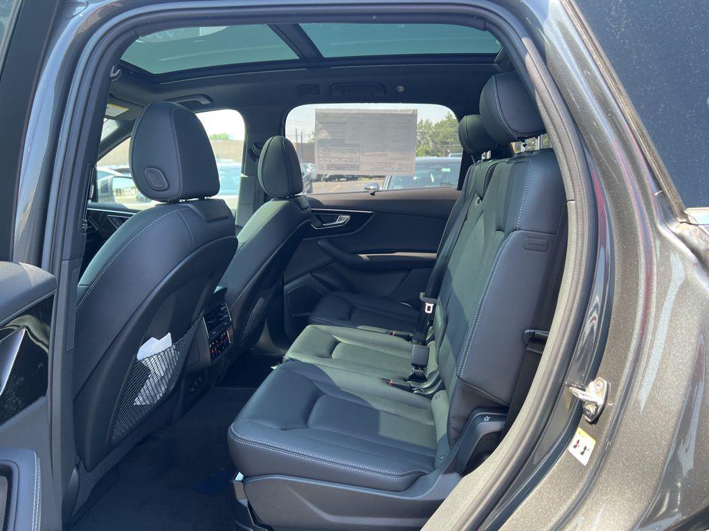 2025 Audi Q7 Premium Plus - Photo 21