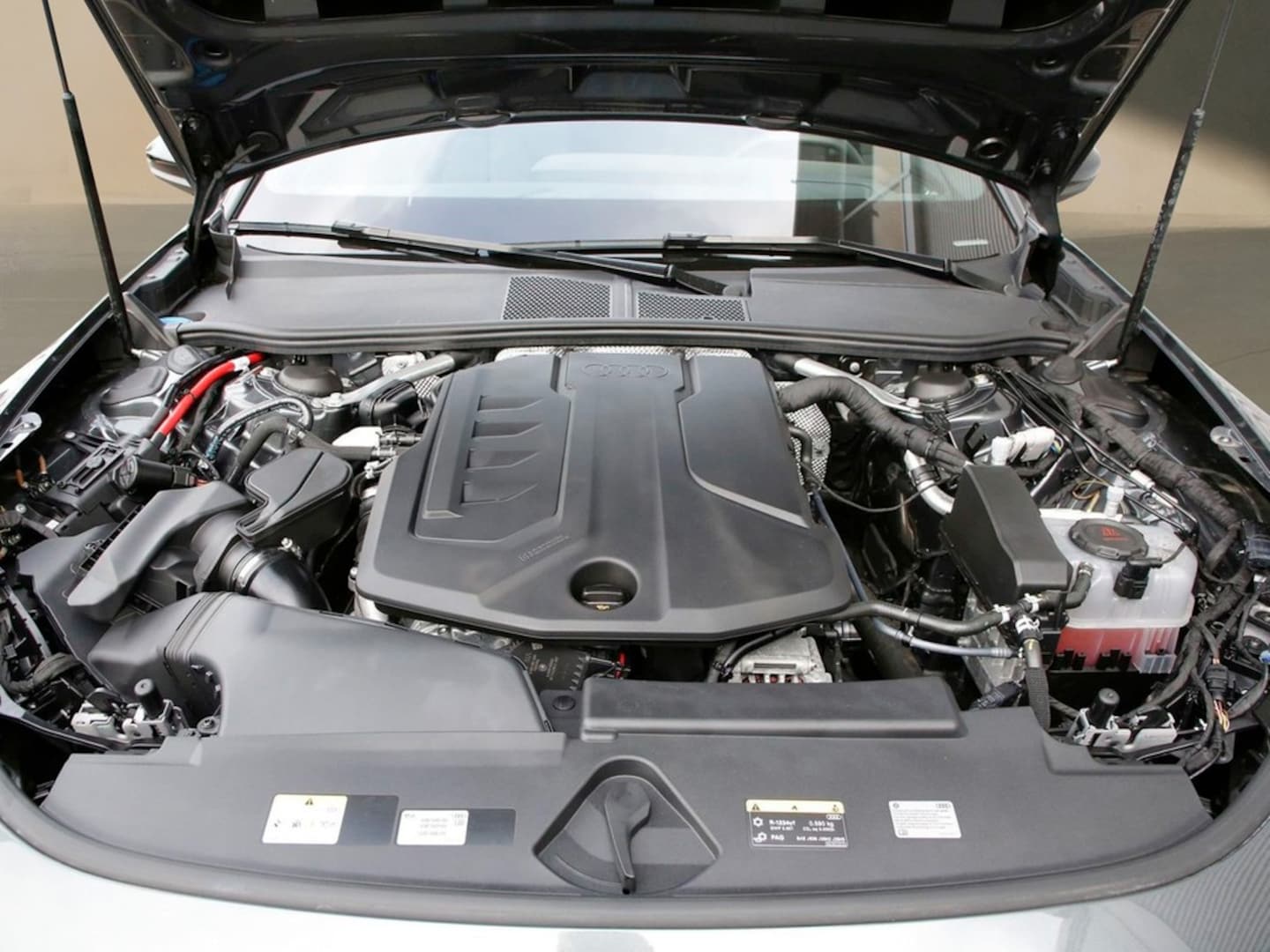Bild über Audi A6 Avant TFSI 150 kW S tronic - für weitere Informationen kontaktieren Sie den Audi Partner