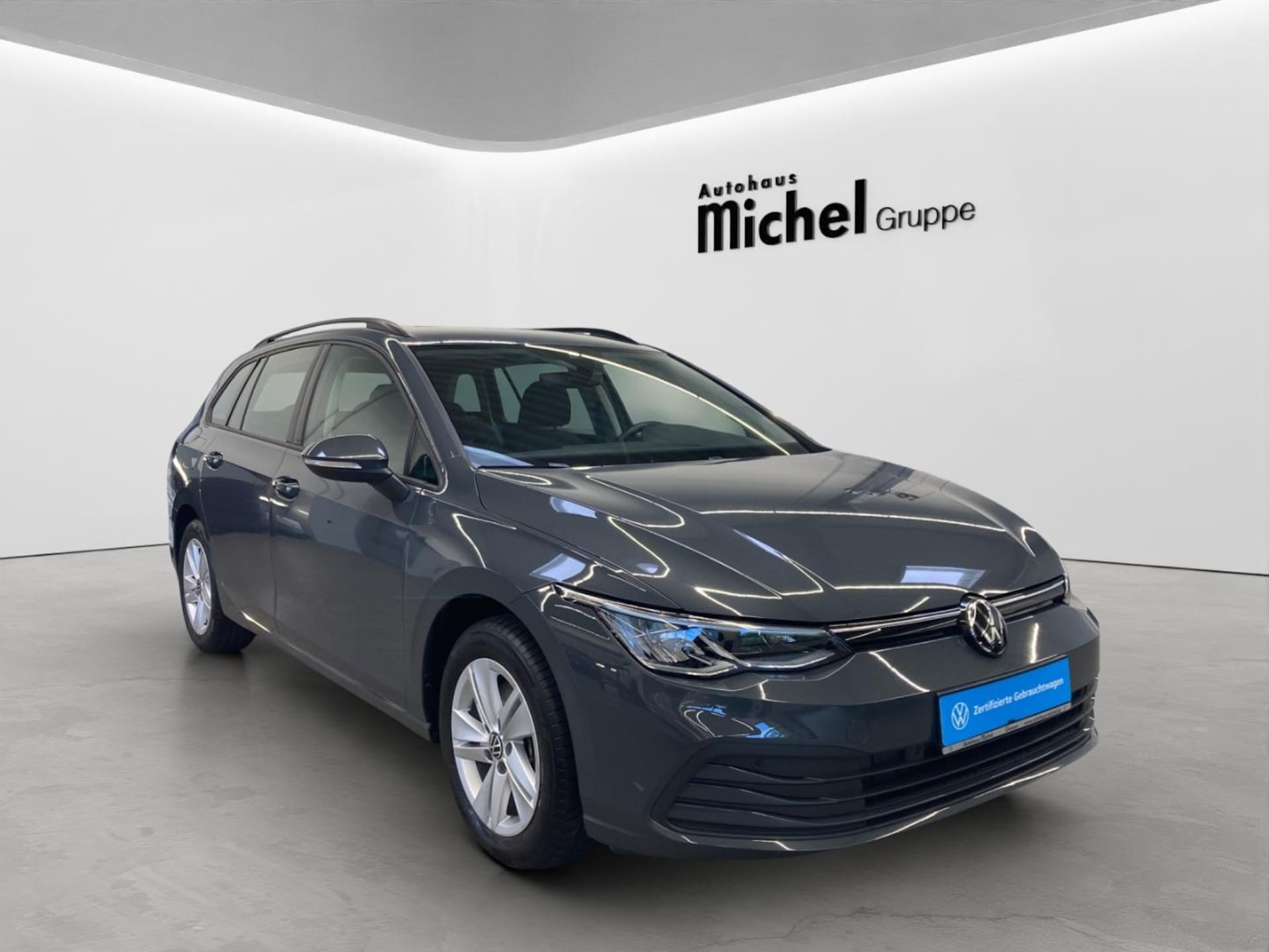 Volkswagen Golf Variant Life