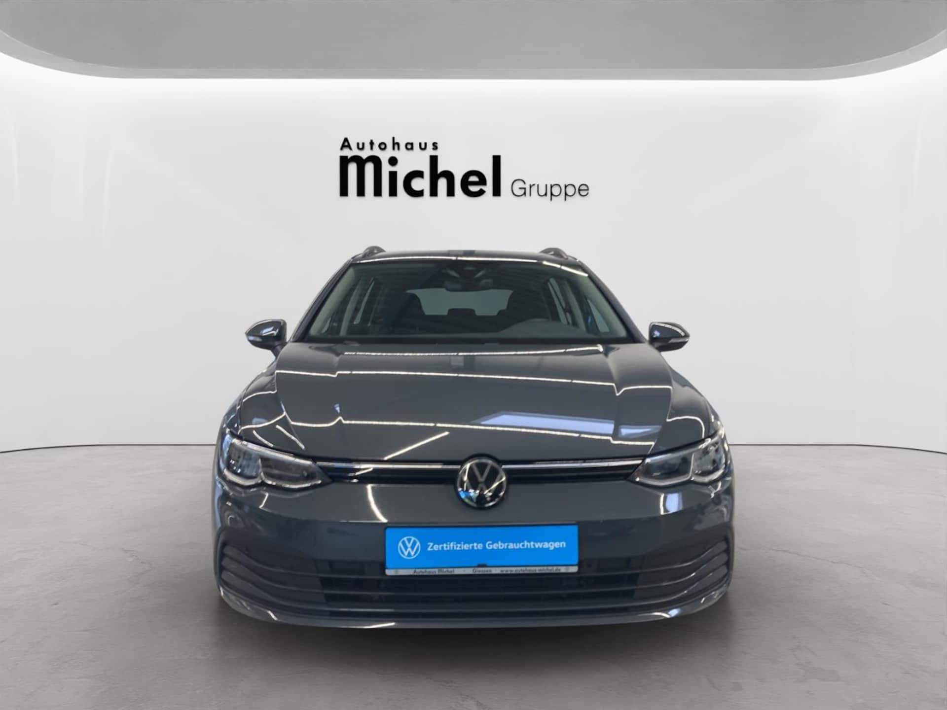 Volkswagen Golf Variant Life