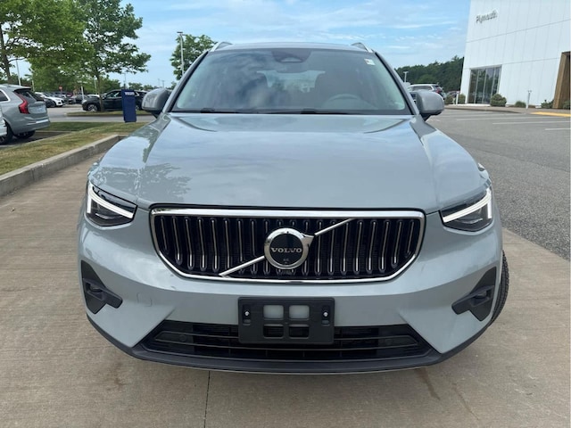 2024 Volvo XC40