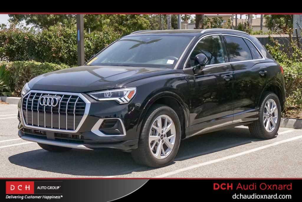 2023 Audi Q3 40 TFSI Premium quattro's photo