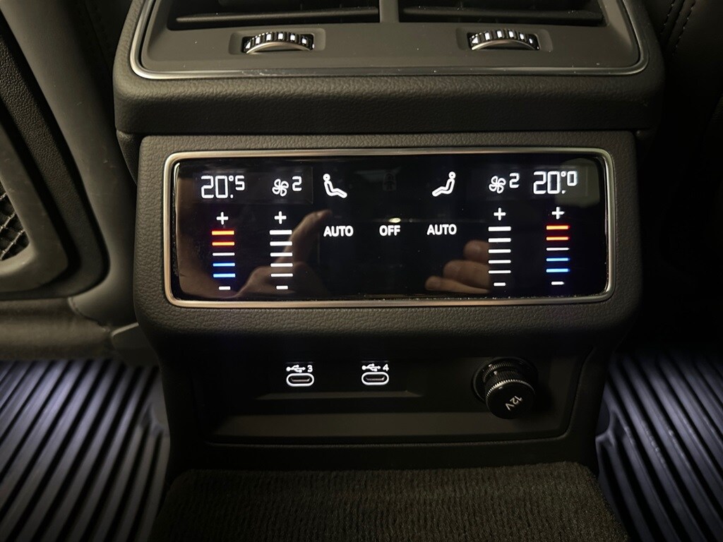 Bild som visar&nbsp;Audi RS 6 Avant&nbsp;RS 6 Avant 600 hk tiptronic - för mer information kontakta din Audi Partner