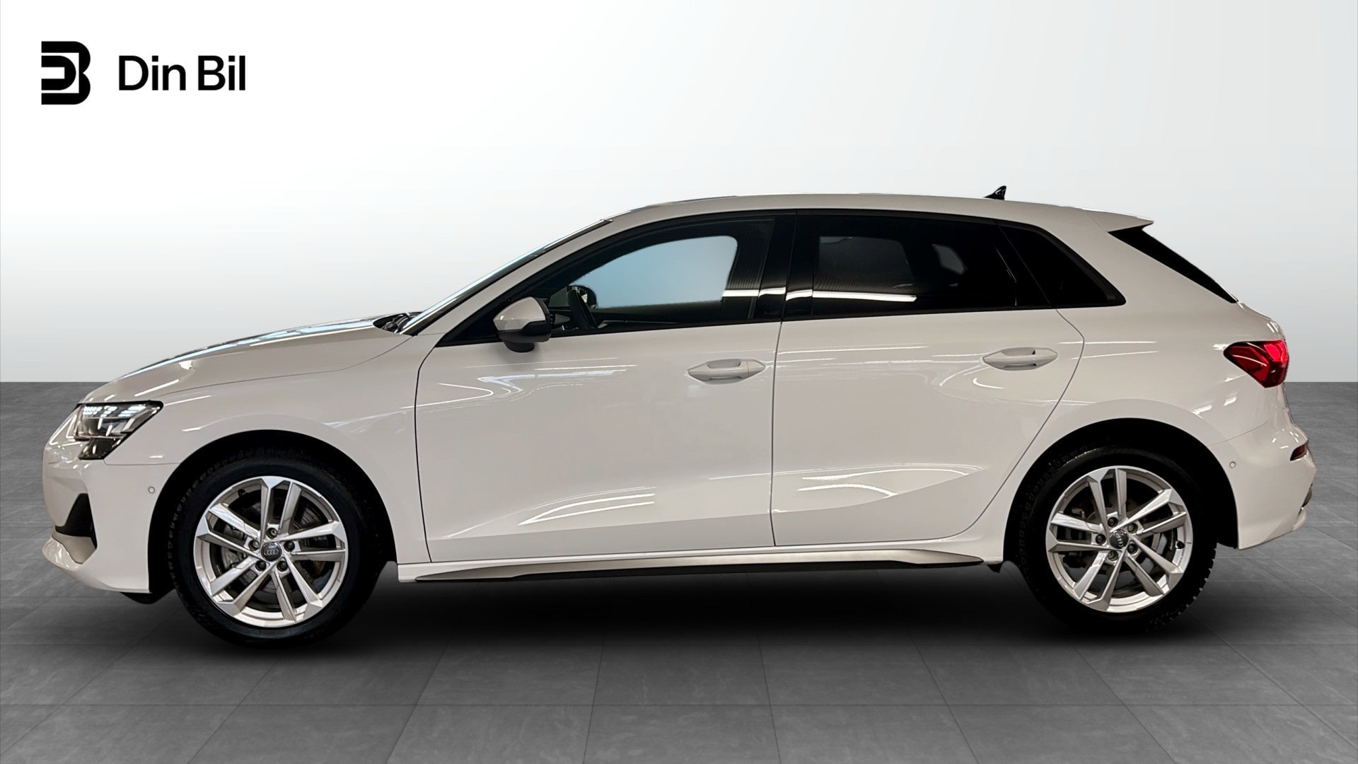 Bild som visar Audi A3 Sportback A3 Sportback 35 TFSI Proline advanced 150 hk S tronic - för mer information kontakta din Audi Partner