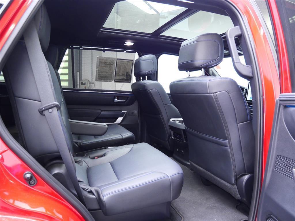 2024 Toyota Sequoia Platinum - Photo 33