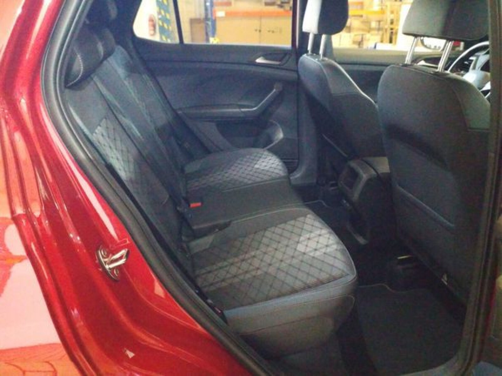 Volkswagen T-Cross – Bild 12