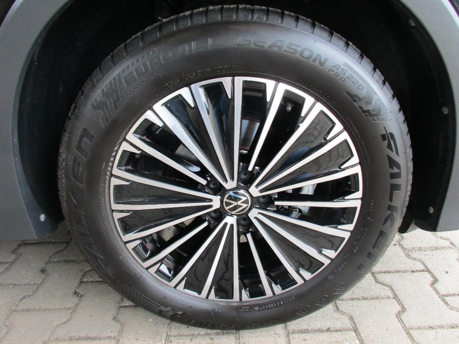 Volkswagen Tiguan – Bild 15