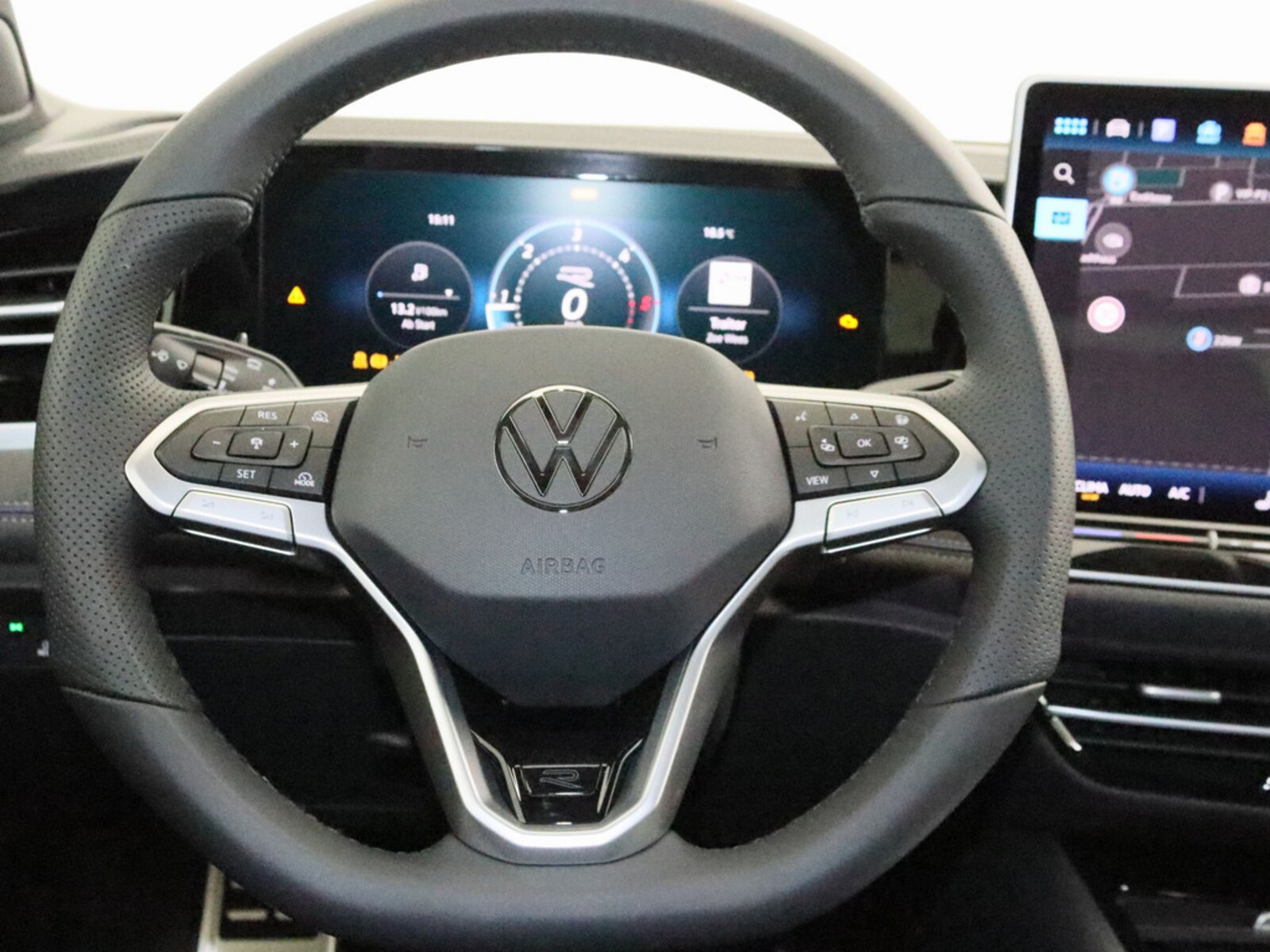 Volkswagen Passat – Bild 14