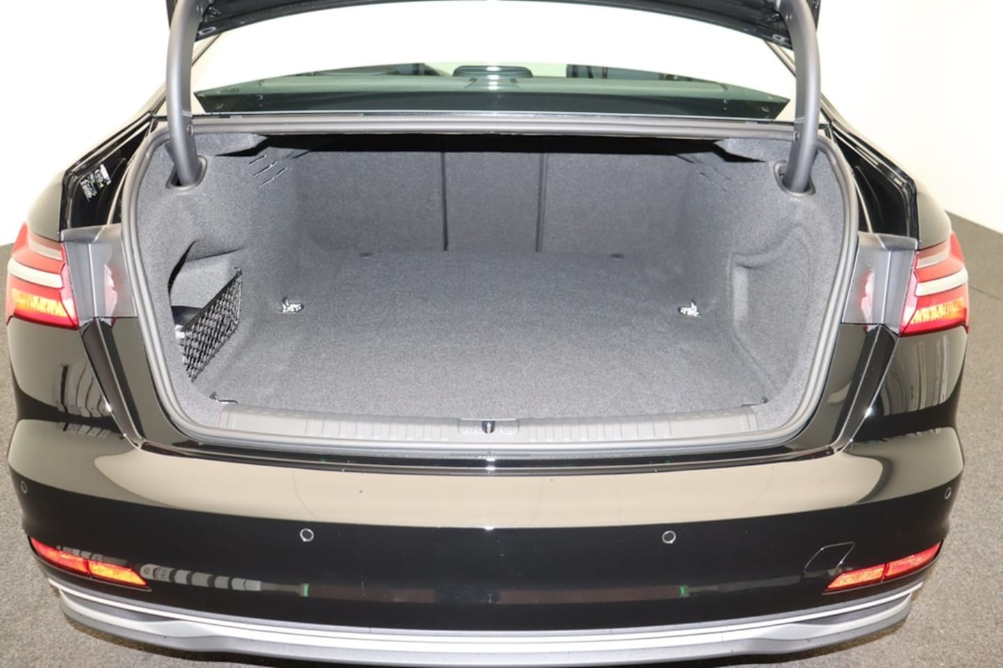 Bild über Audi A6 Limousine advanced 40 TDI S tronic - für weitere Informationen kontaktieren Sie den Audi Partner