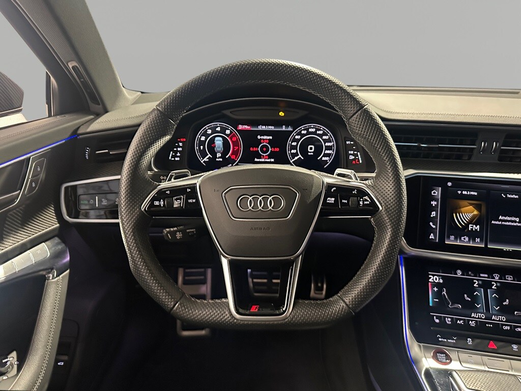 Bild som visar&nbsp;Audi RS 6 Avant&nbsp;RS 6 Avant 600 hk tiptronic - för mer information kontakta din Audi Partner