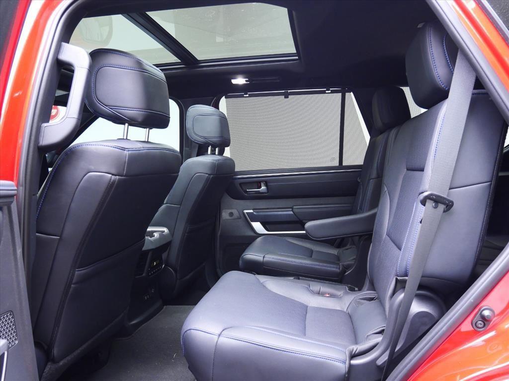 2024 Toyota Sequoia Platinum - Photo 34