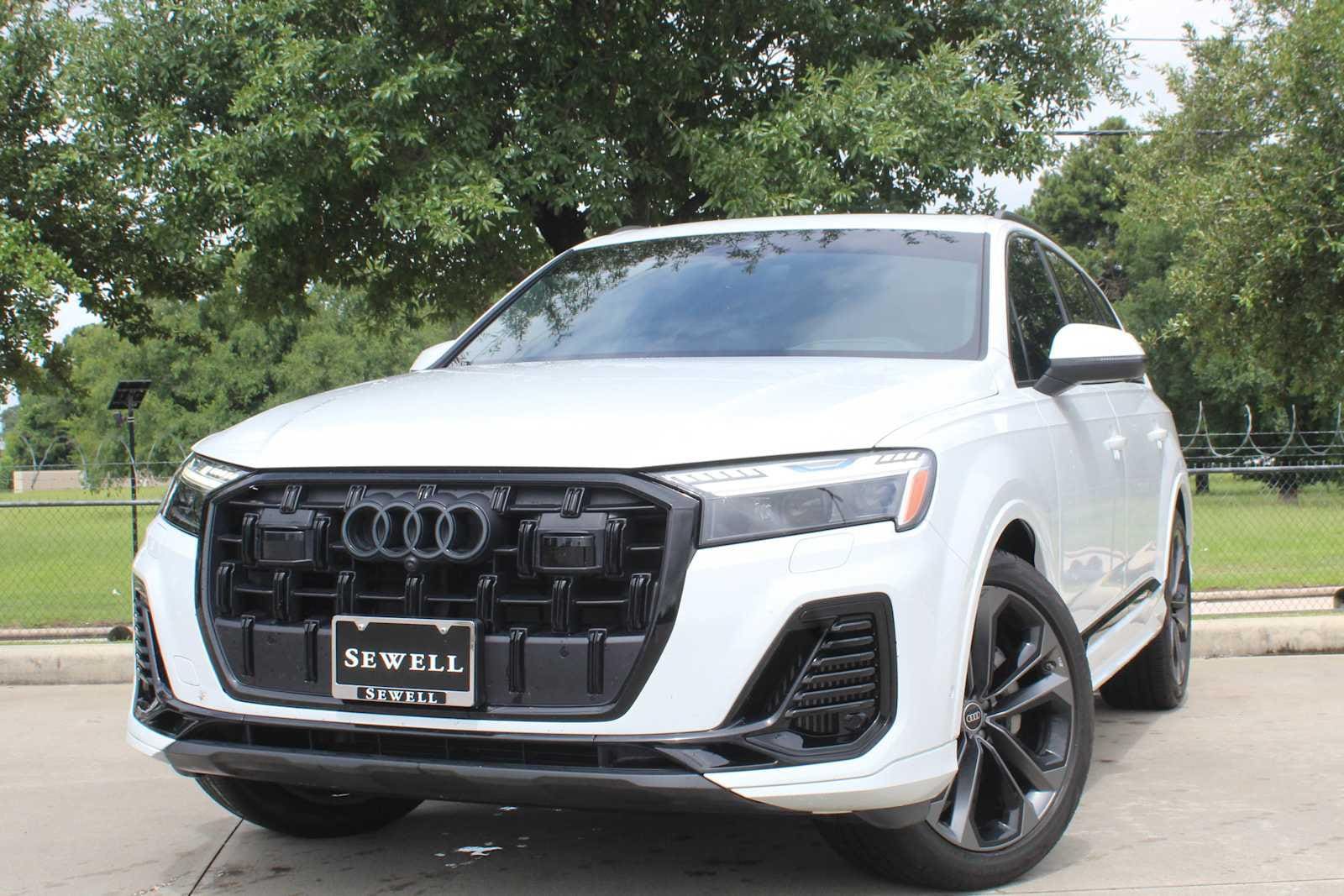 2025 Audi Q7 55 Prestige quattro Tiptronic's photo