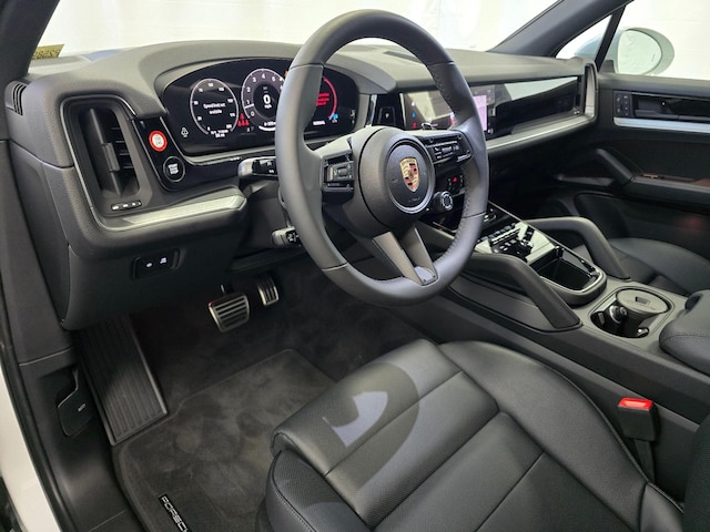 2025 Porsche Cayenne