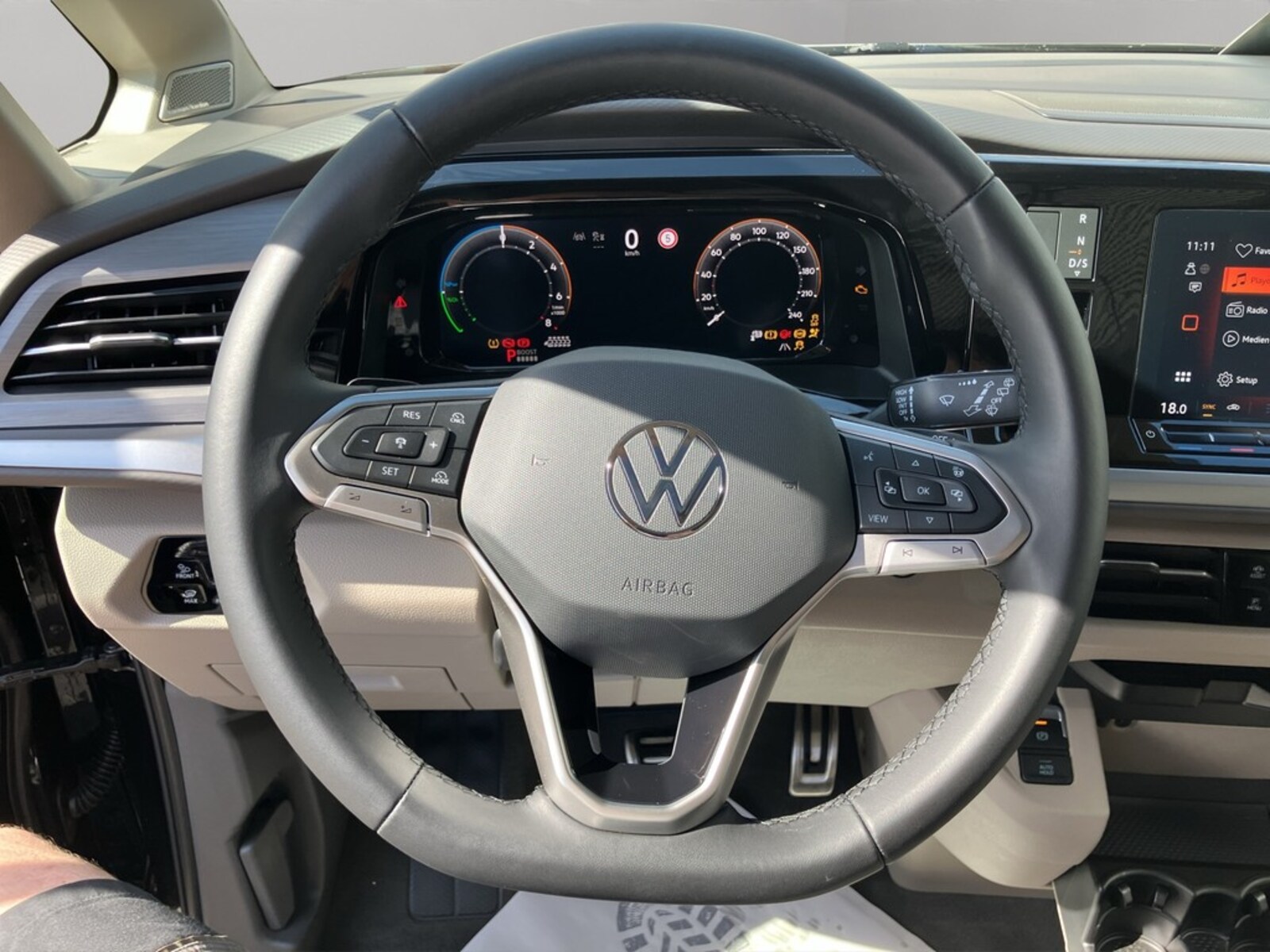 Volkswagen Multivan Langversion – Bild 12