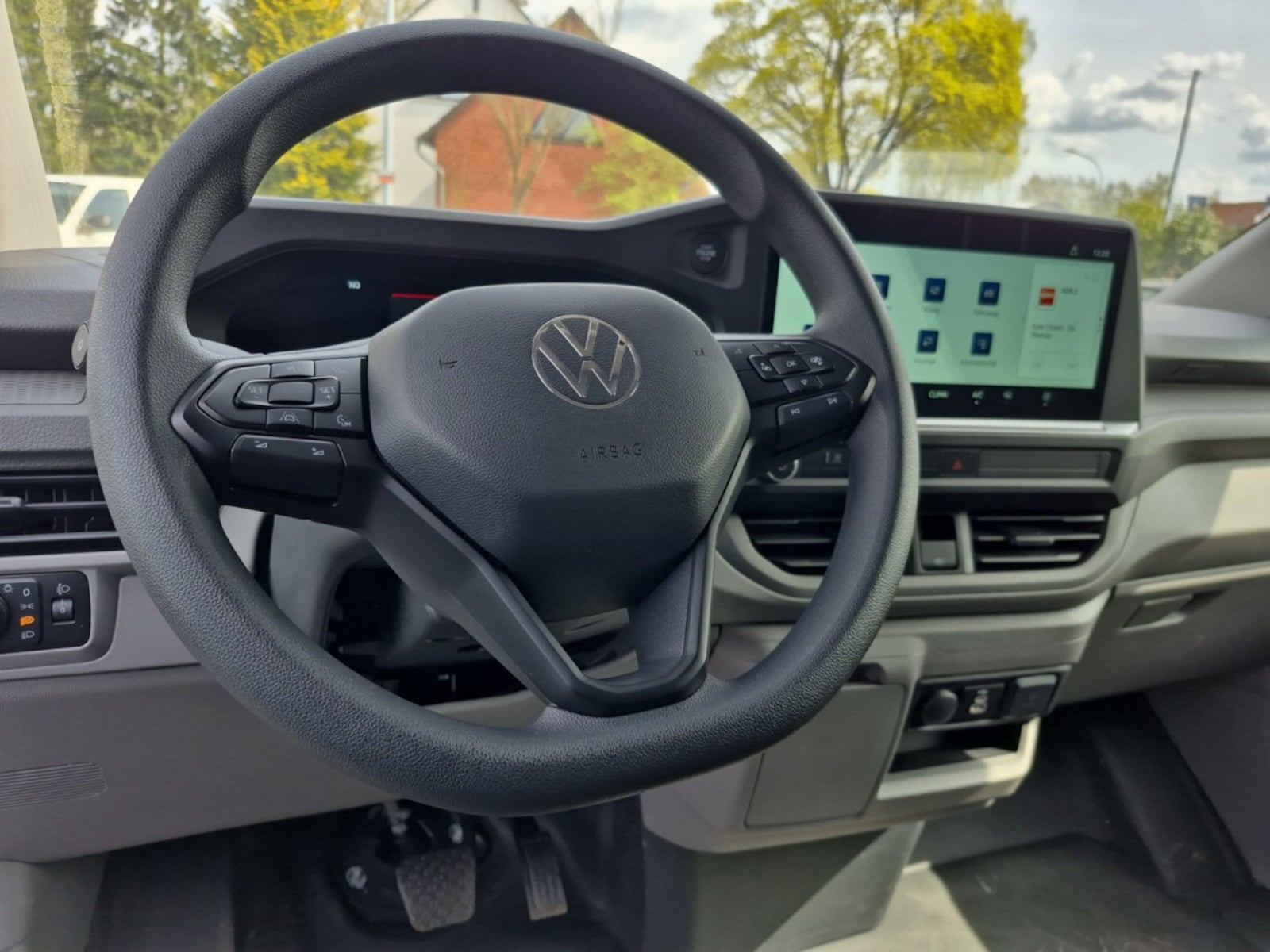 Volkswagen Transporter Kasten langer Radstand – Bild 9