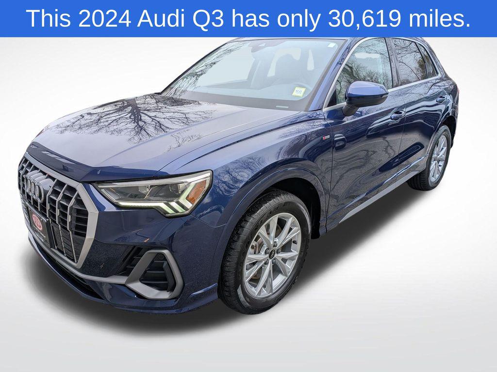 2024 Audi Q3 45 TFSI S Line Premium quattro's photo