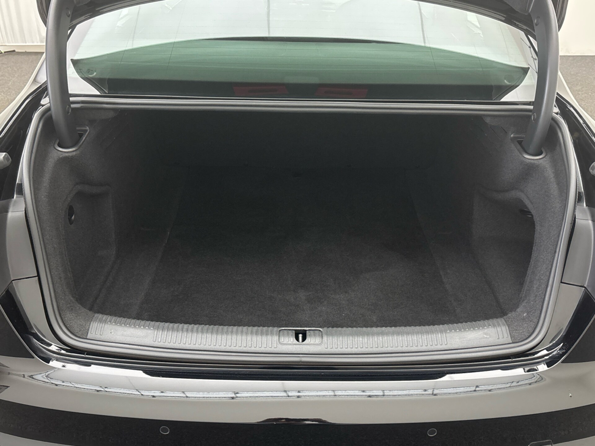 Audi A4 Limousine