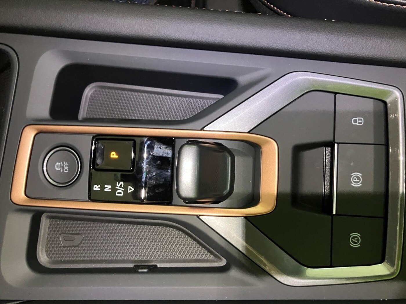 CUPRA Formentor 1.5 eTSI DSG 110 kW (150 CV) — photo 13