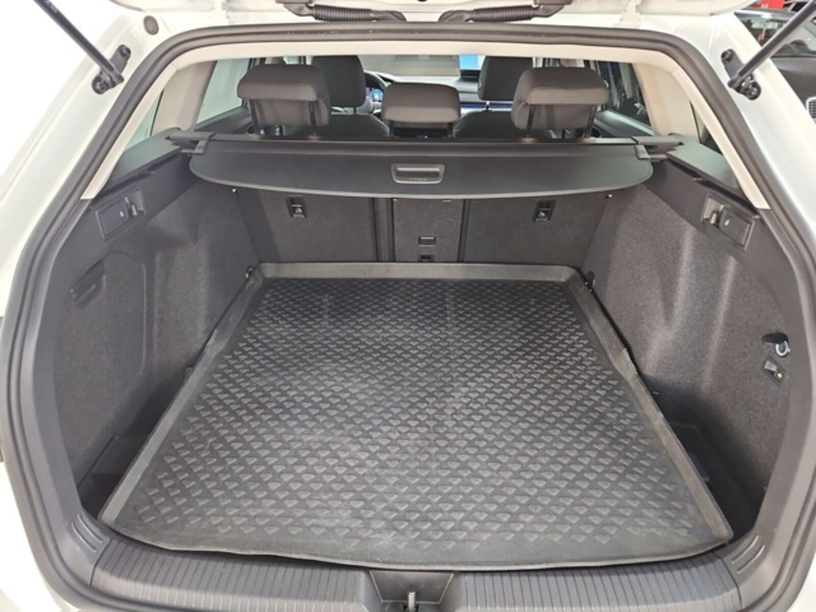 Volkswagen Golf Variant – Bild 12