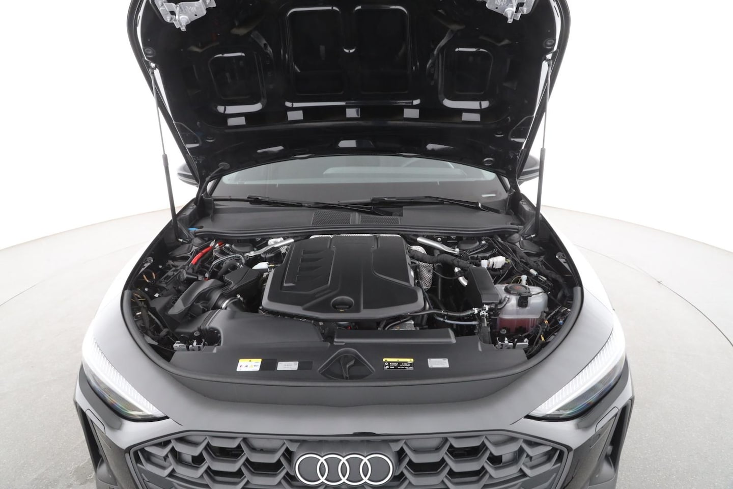 Bild über Audi A5 Avant TFSI S tronic - für weitere Informationen kontaktieren Sie den Audi Partner