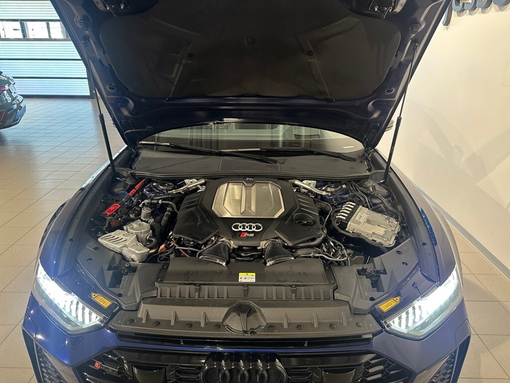 Bild som visar&nbsp;Audi RS 6 Avant&nbsp;RS 6 Avant 600 hk tiptronic - för mer information kontakta din Audi Partner