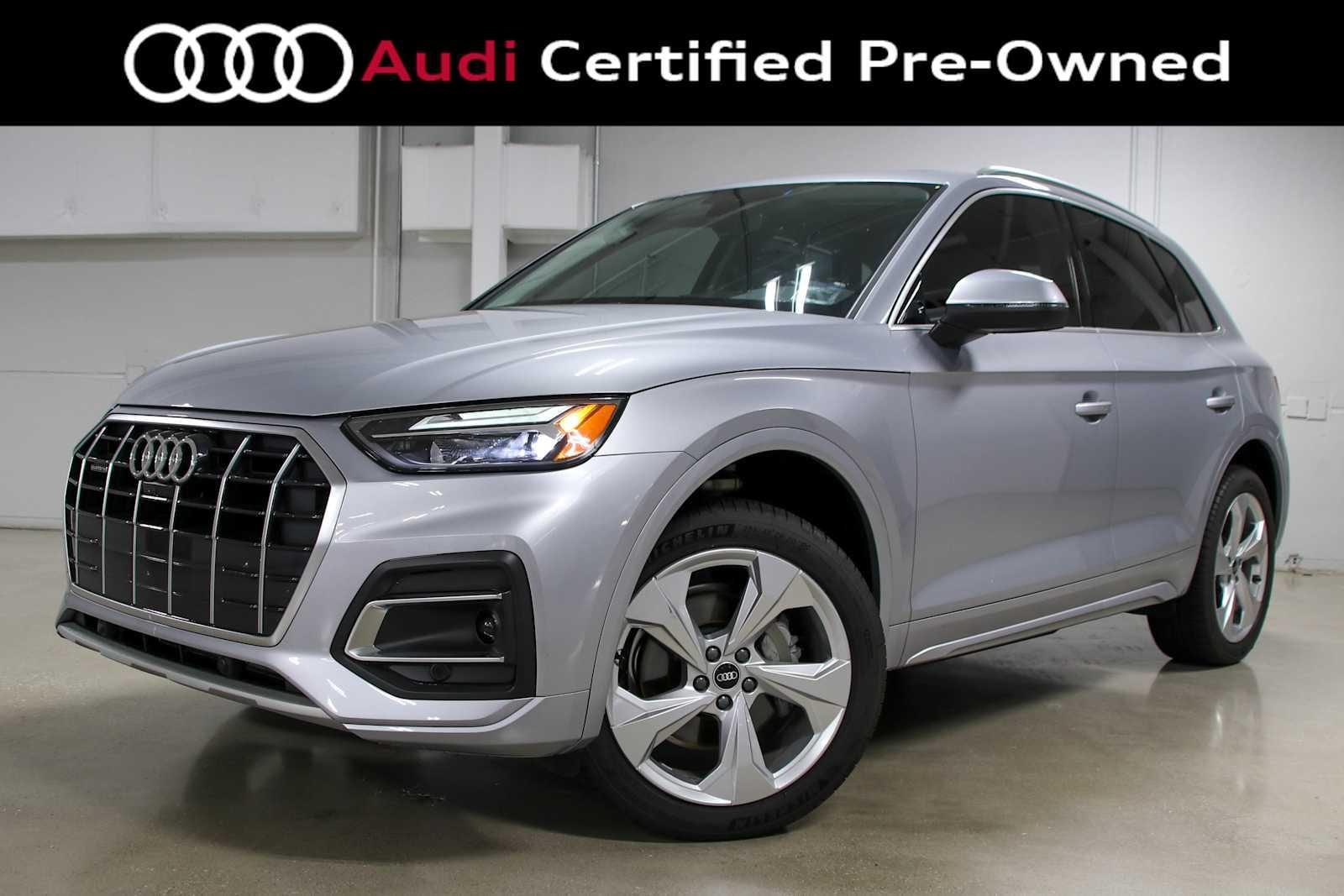 2021 Audi Q5 45 Premium Plus's photo