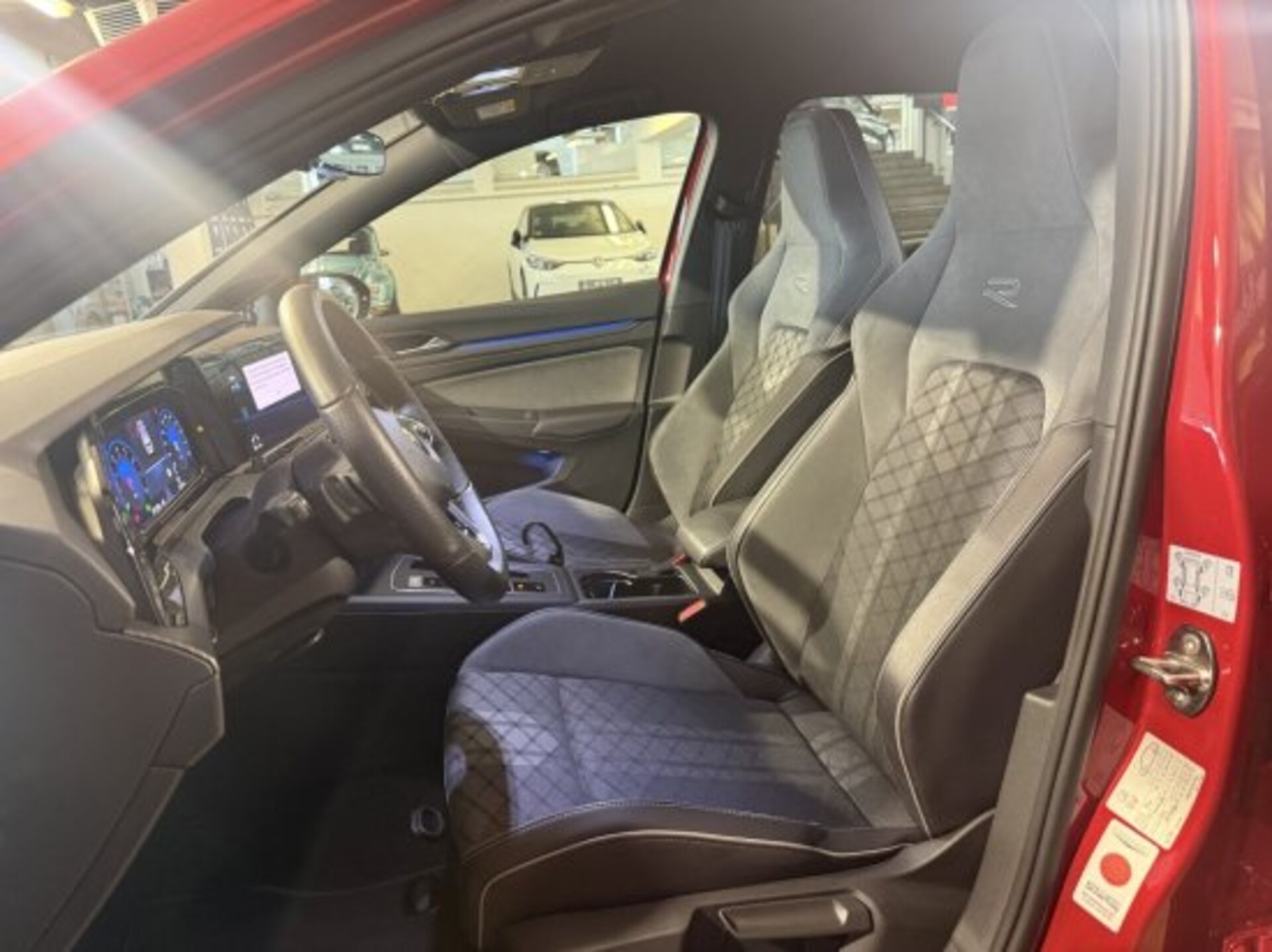 Volkswagen Golf R-Line