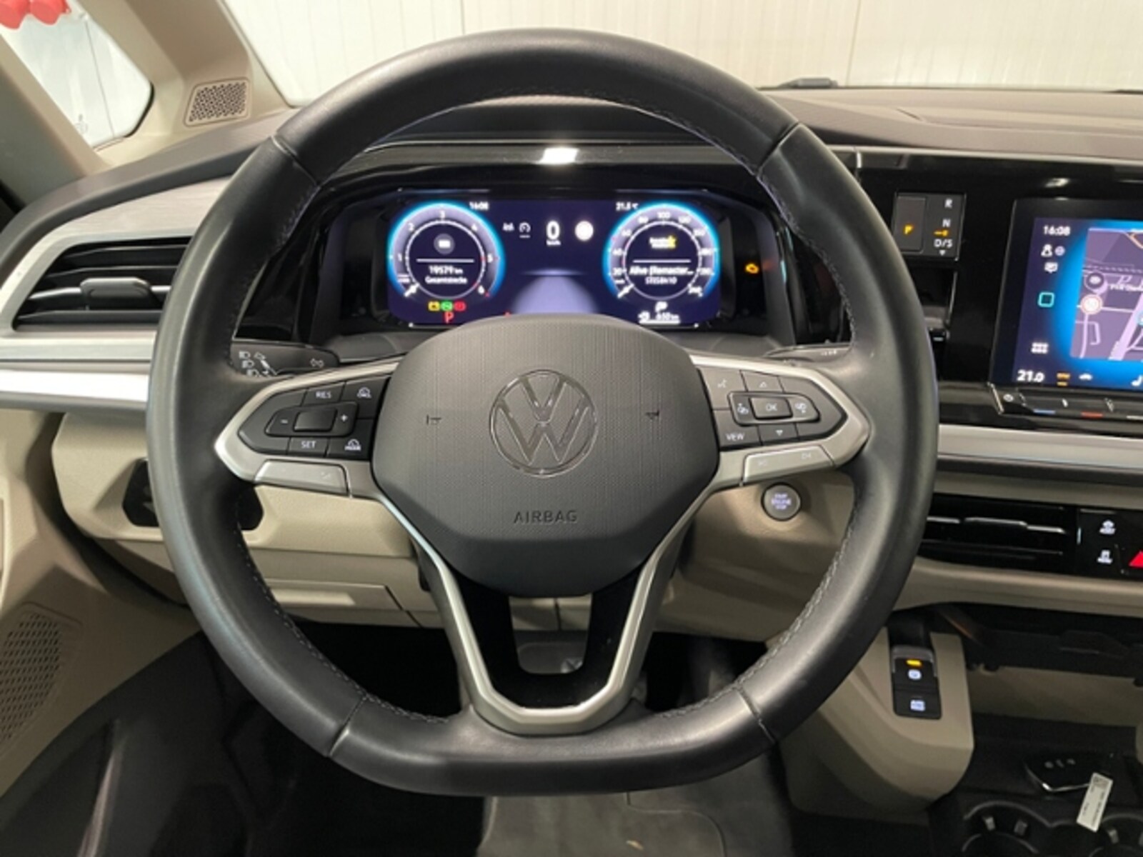 Volkswagen Multivan Langversion – Bild 14