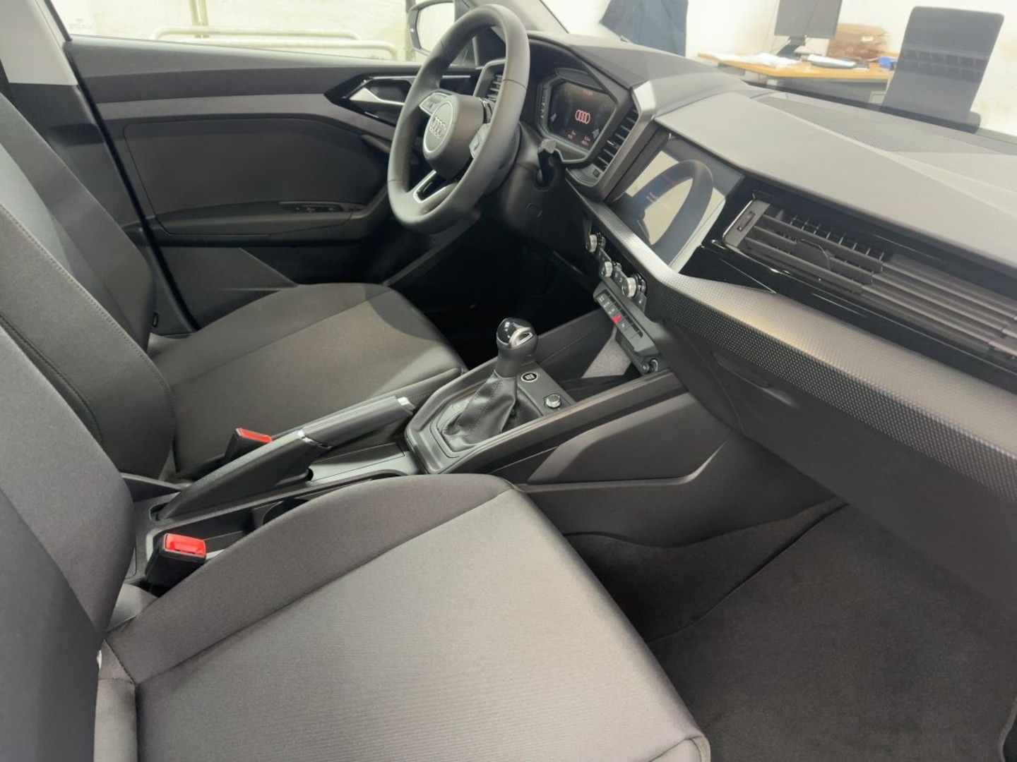 Bild über Audi A1 Sportback 30 TFSI S tronic - für weitere Informationen kontaktieren Sie den Audi Partner