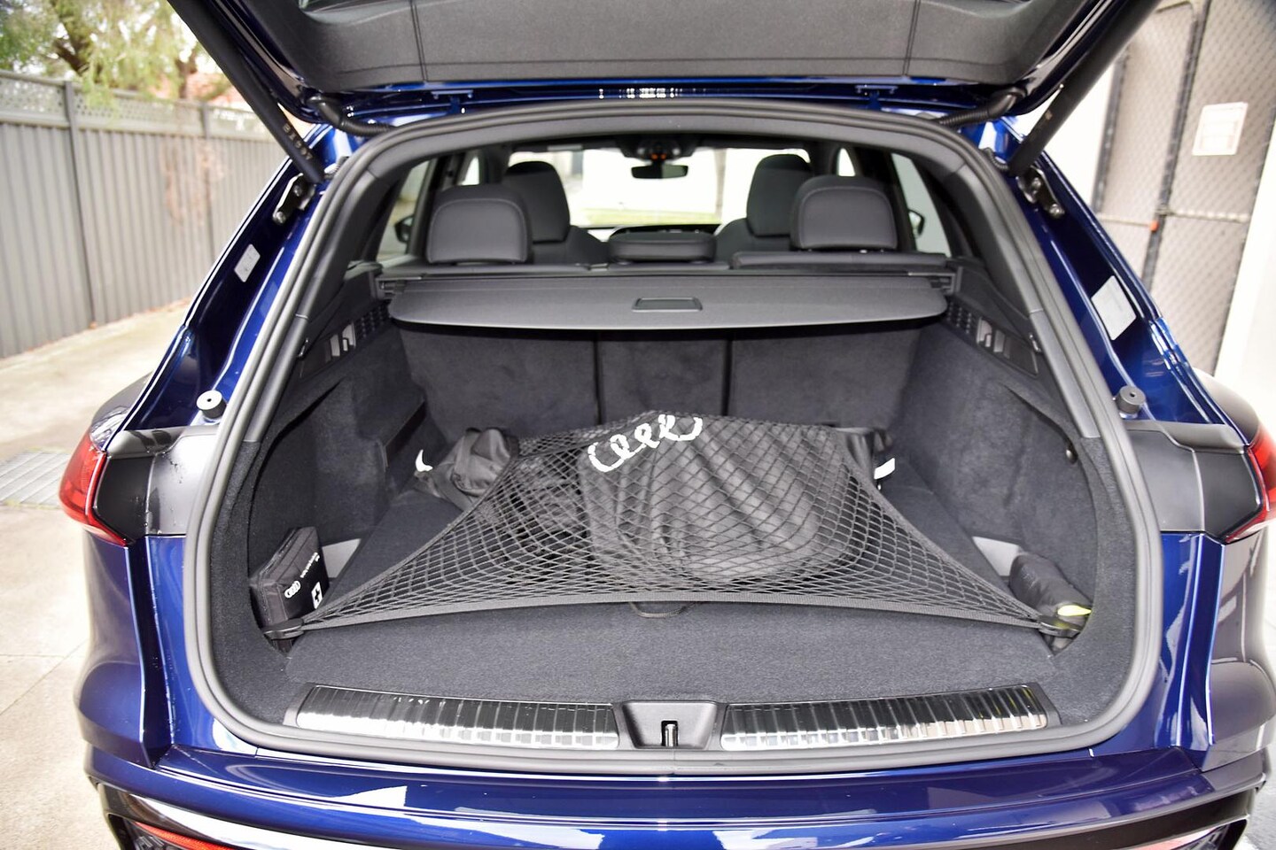 Image about Audi Q5 SUV e-hybrid quattro S tronic