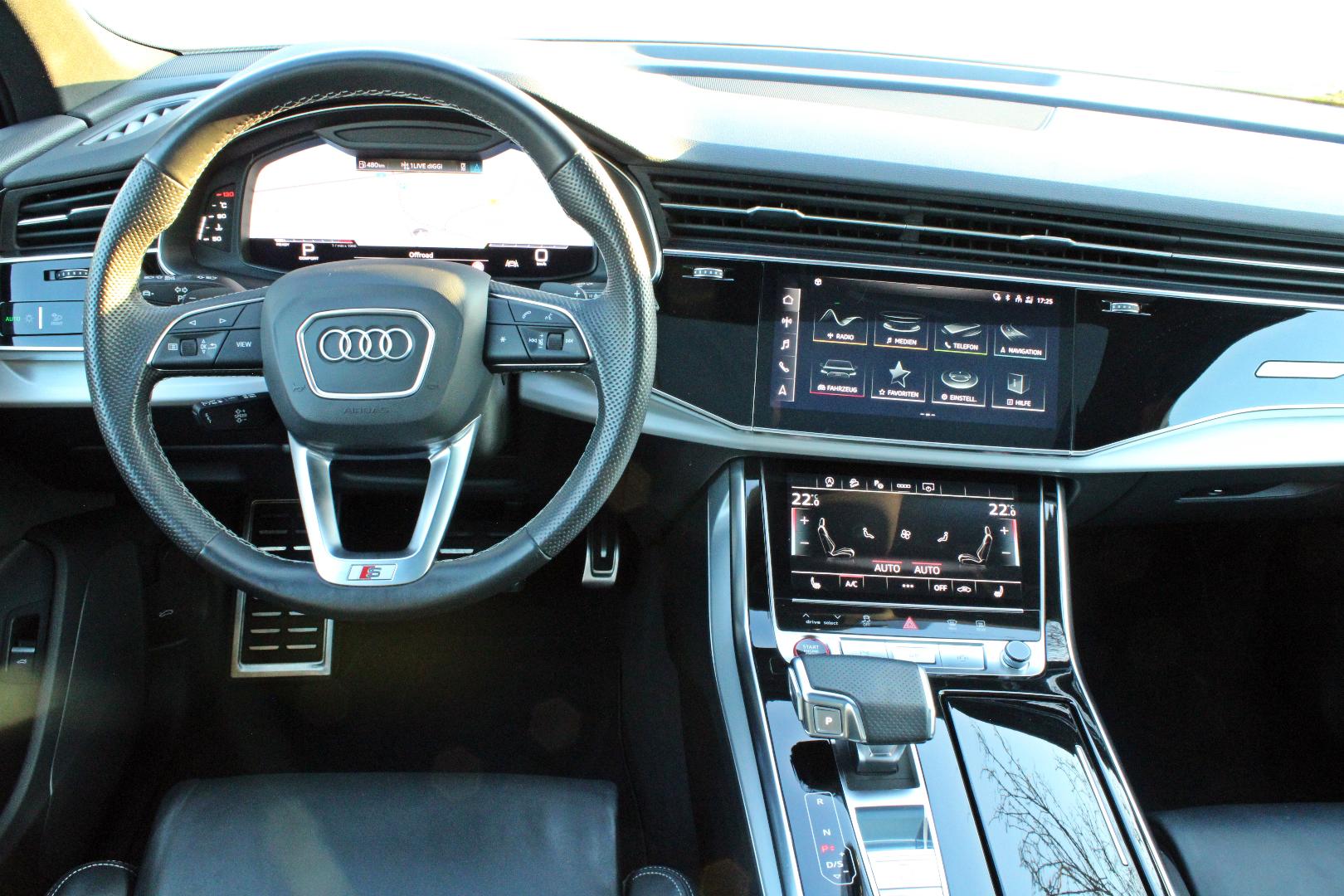 Image about Audi SQ7 TFSI quattro tiptronic