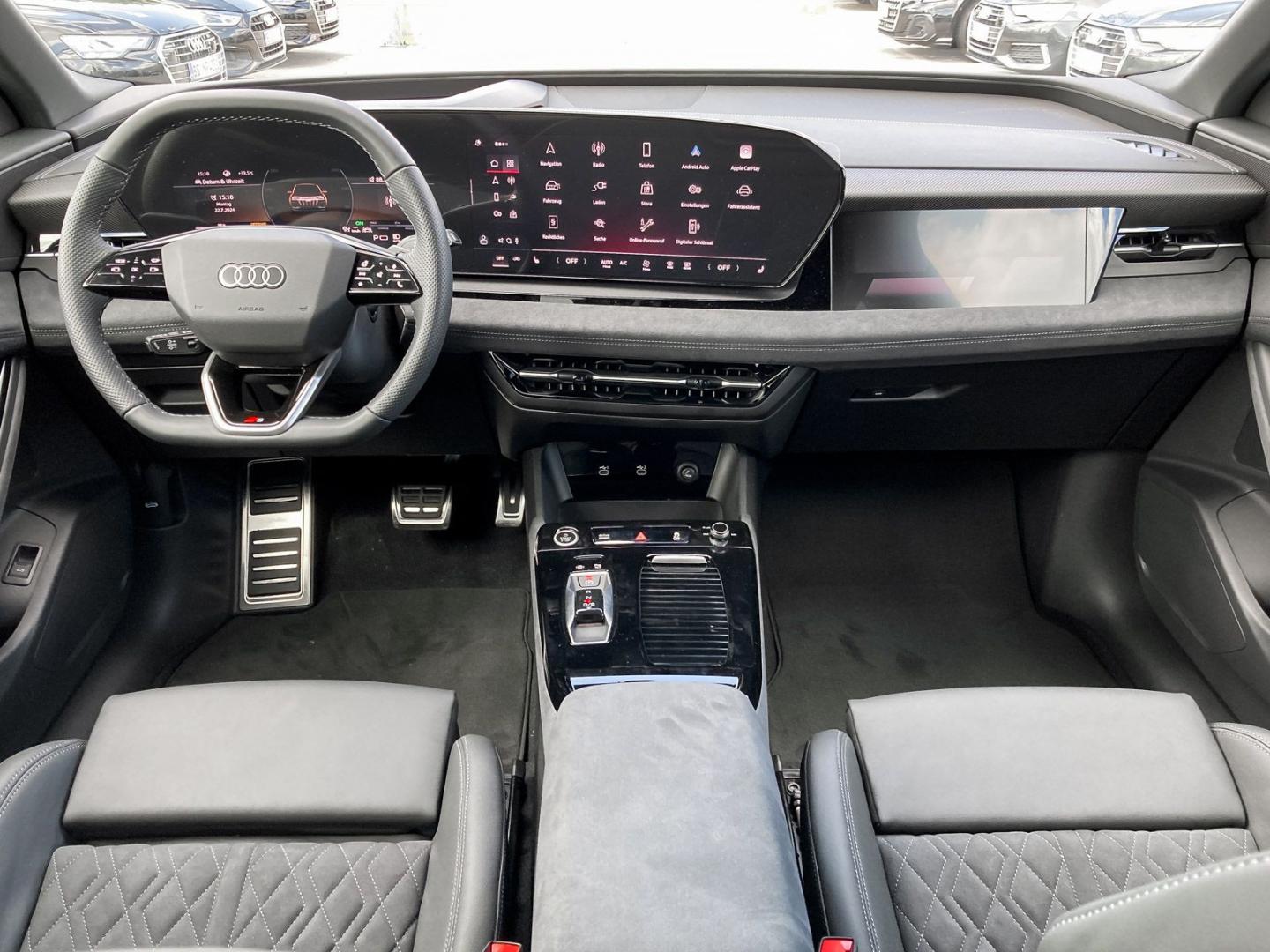 Image about Audi Q6 SUV e-tron e-tron quattro