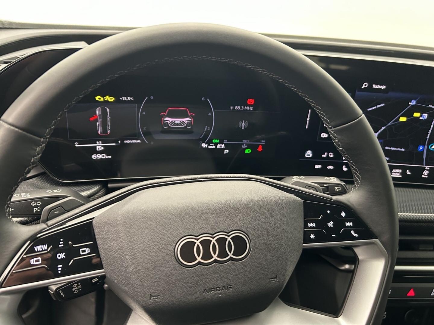 Bild über Audi Q5 Sportback TDI quattro 150 kW S tronic - für weitere Informationen kontaktieren Sie den Audi Partner