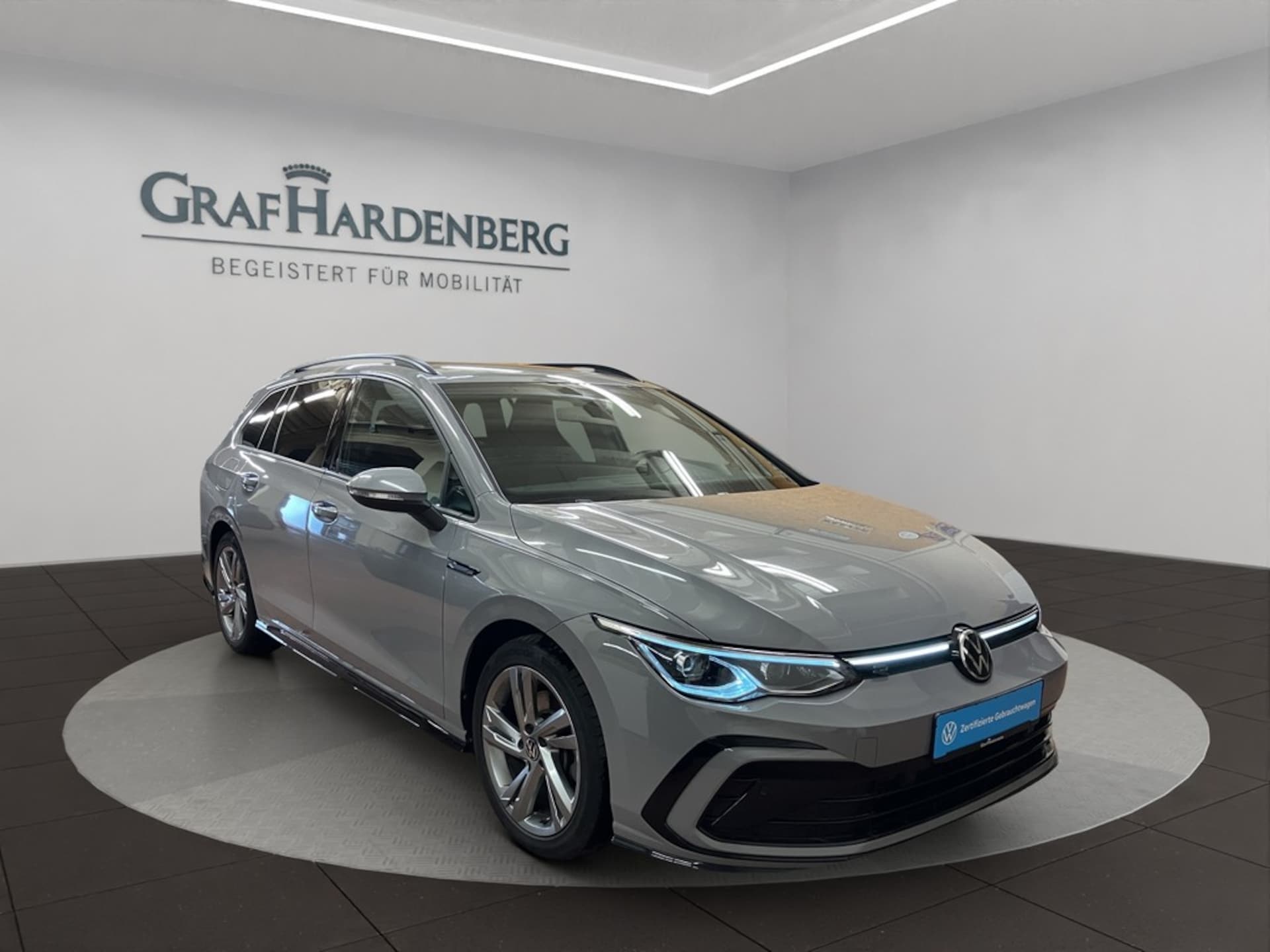 Volkswagen Golf Variant R-Line