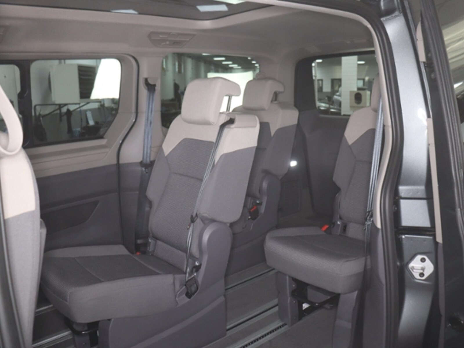 Volkswagen Multivan Langversion – Bild 12