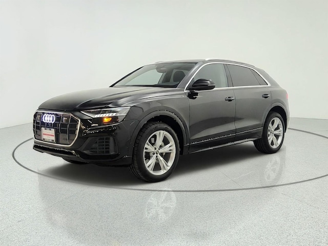 Photo of 2023 Audi Q8