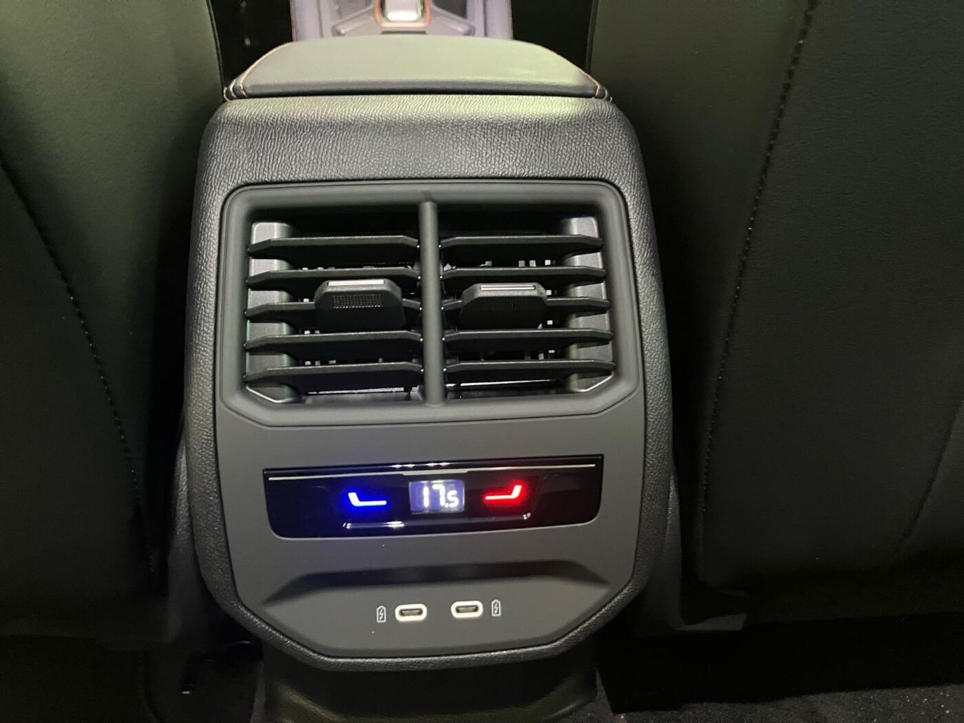 CUPRA Formentor 1.5 eTSI DSG 110 kW (150 CV) — photo 20