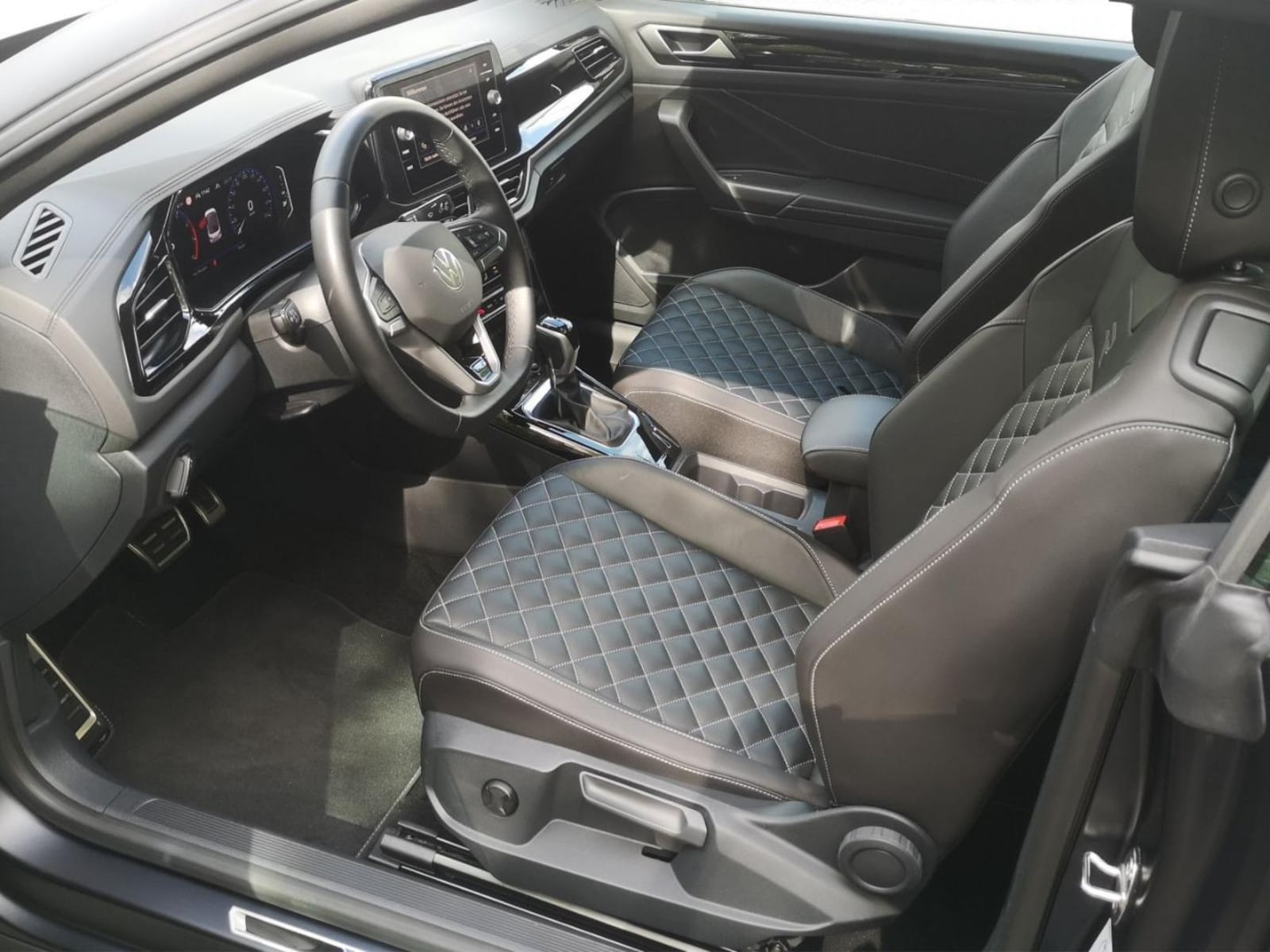 Volkswagen T-Roc Cabriolet – Bild 16