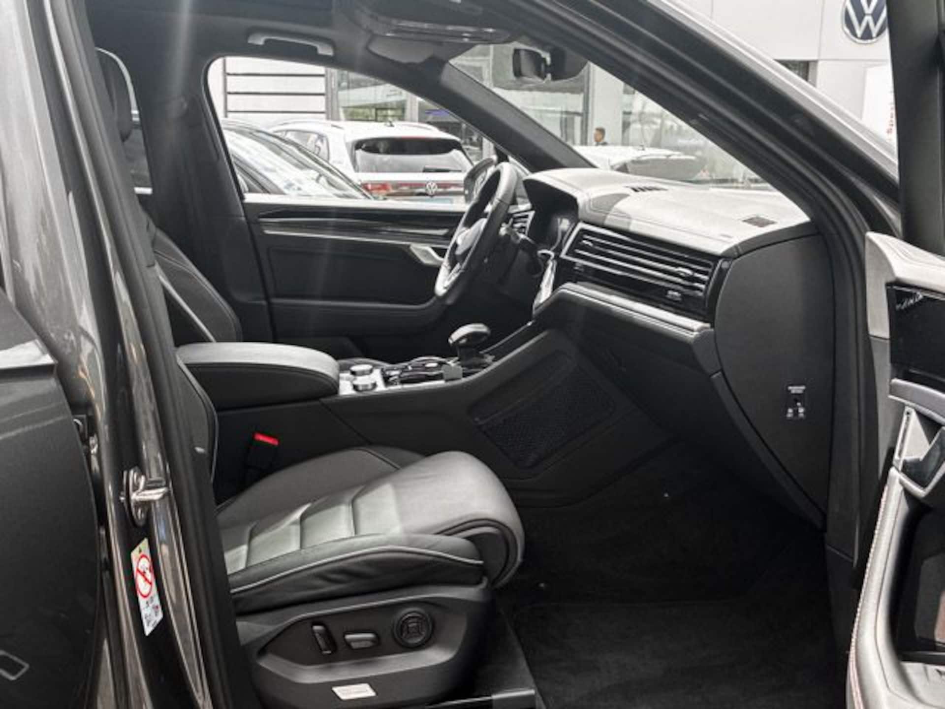 Volkswagen Touareg R-Line