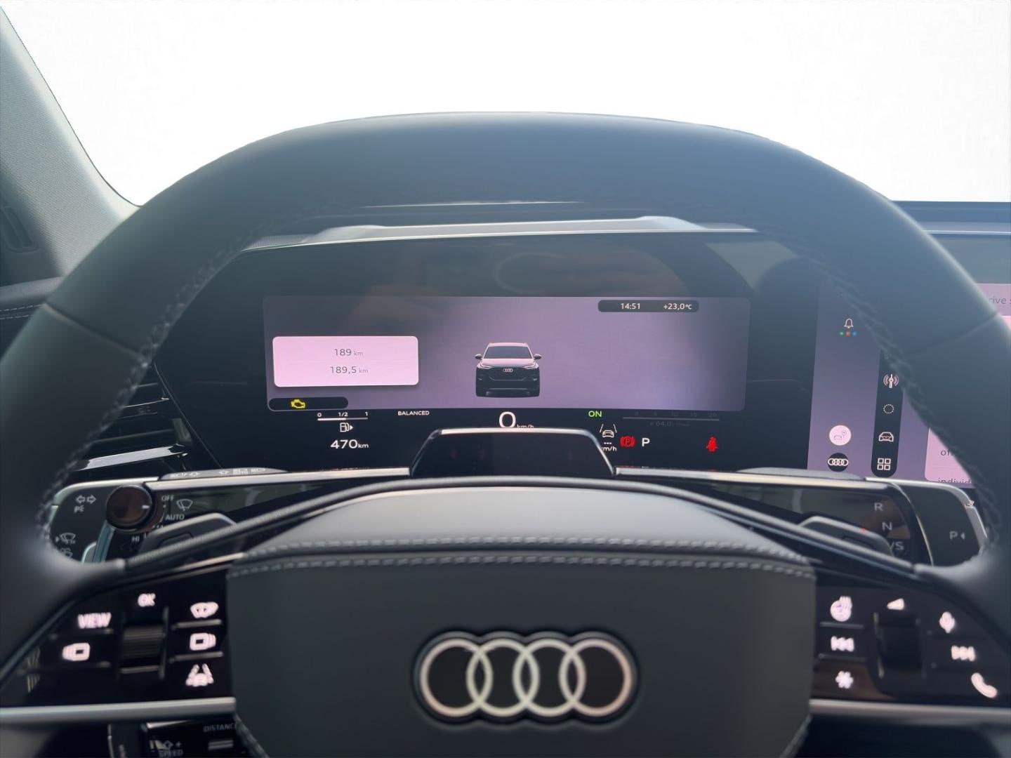 Bild über Audi Q7 SUV TDI quattro 220 kW tiptronic - für weitere Informationen kontaktieren Sie den Audi Partner