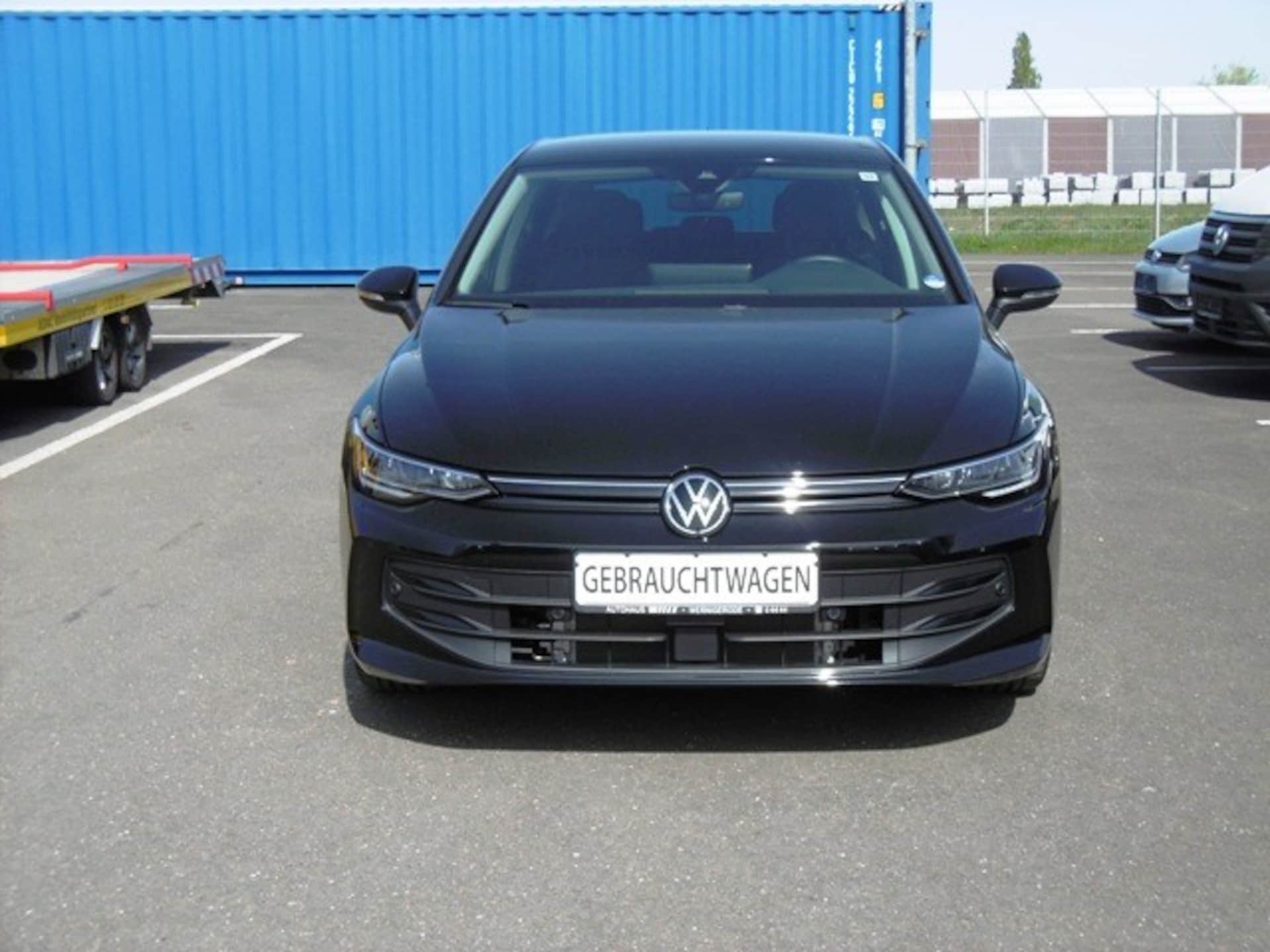 Volkswagen Golf Life
