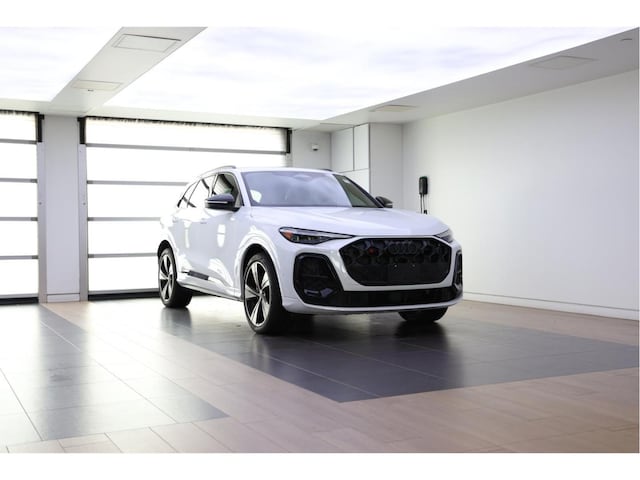 Photo of 2025 Audi SQ5 