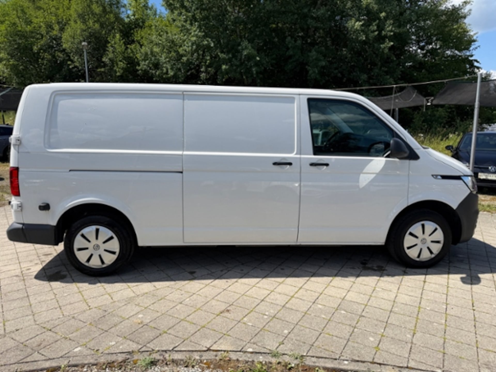 Volkswagen T6.1 Transporter Kasten langer Radstand