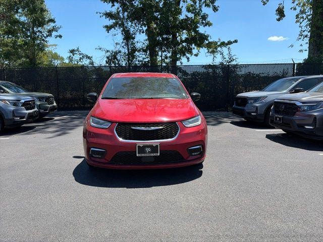 2025 Chrysler Pacifica