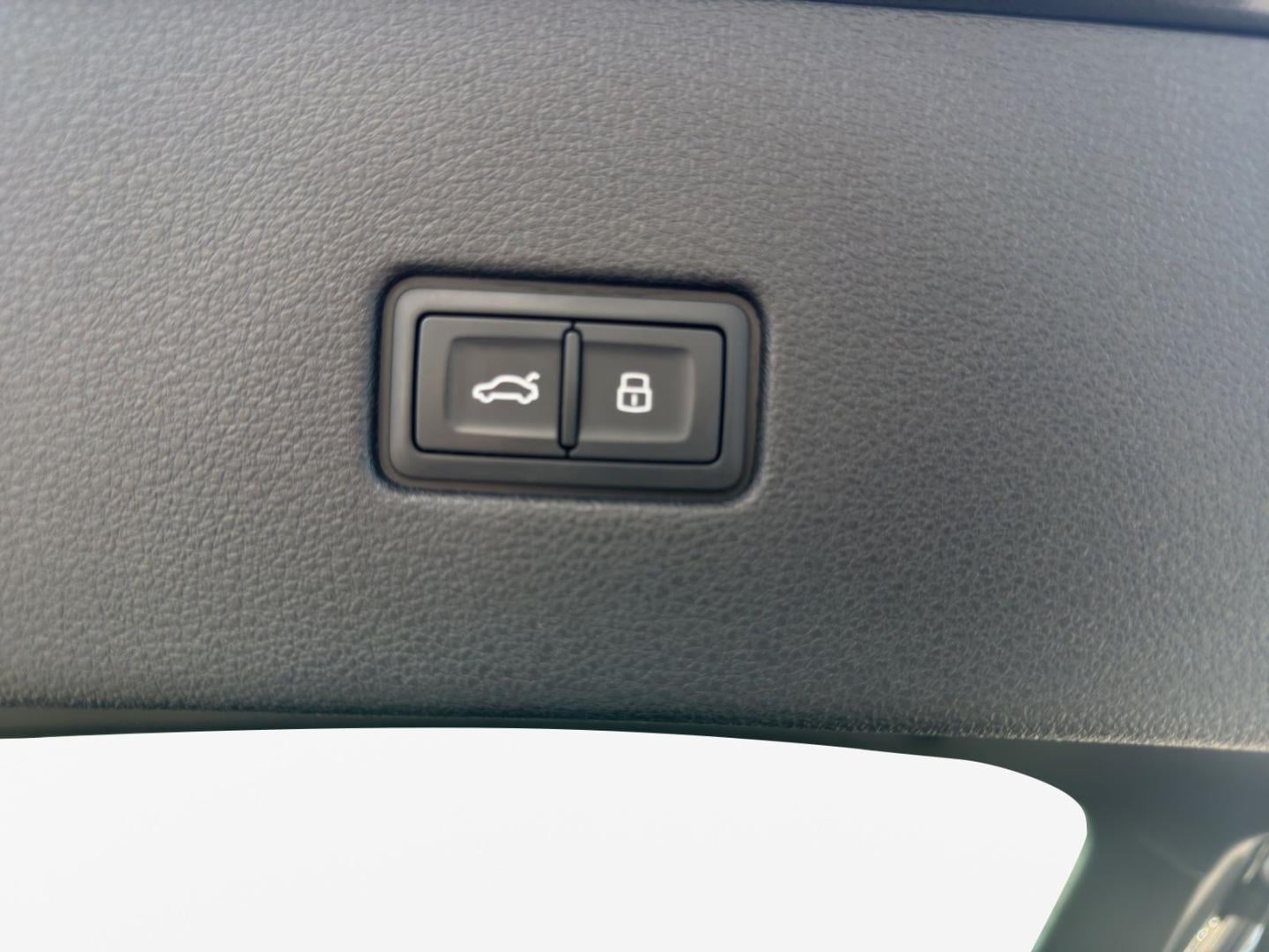 Bild über Audi Q8 SUV 50 TDI quattro tiptronic - für weitere Informationen kontaktieren Sie den Audi Partner